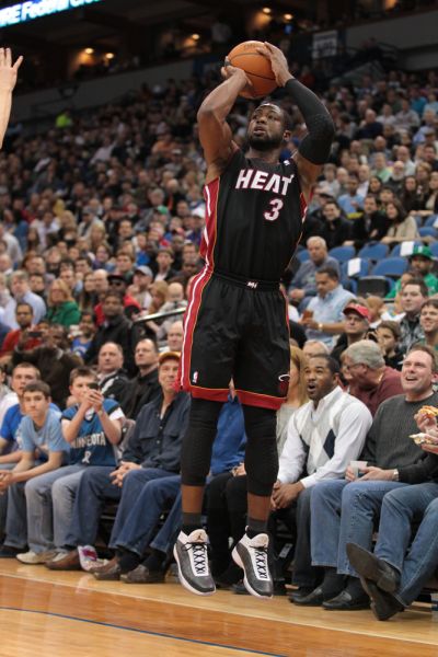 备压迫下的 备压迫下的