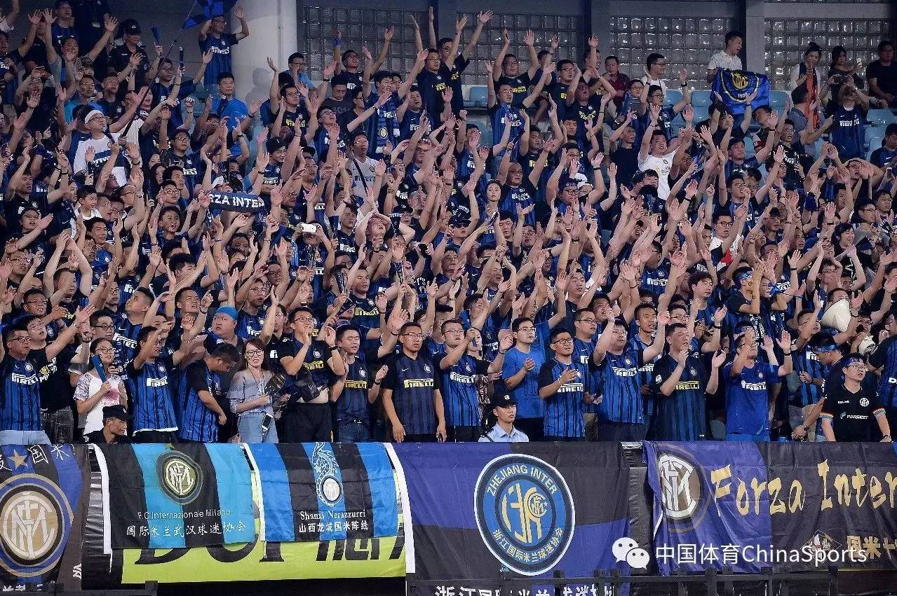 嘲化解尴尬 嘲化解尴尬